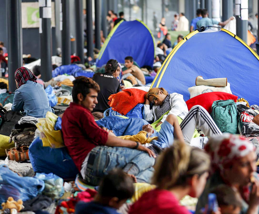 Isolierung, Abschiebung, Repression? Solidarität mit den Geflüchteten heißt gemeinsamer Kampf für Schutzmaßnahmen und ein Ende der Lager!