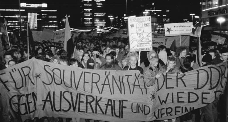 Der 3. Oktober – ein antikommunistischer Feiertag
