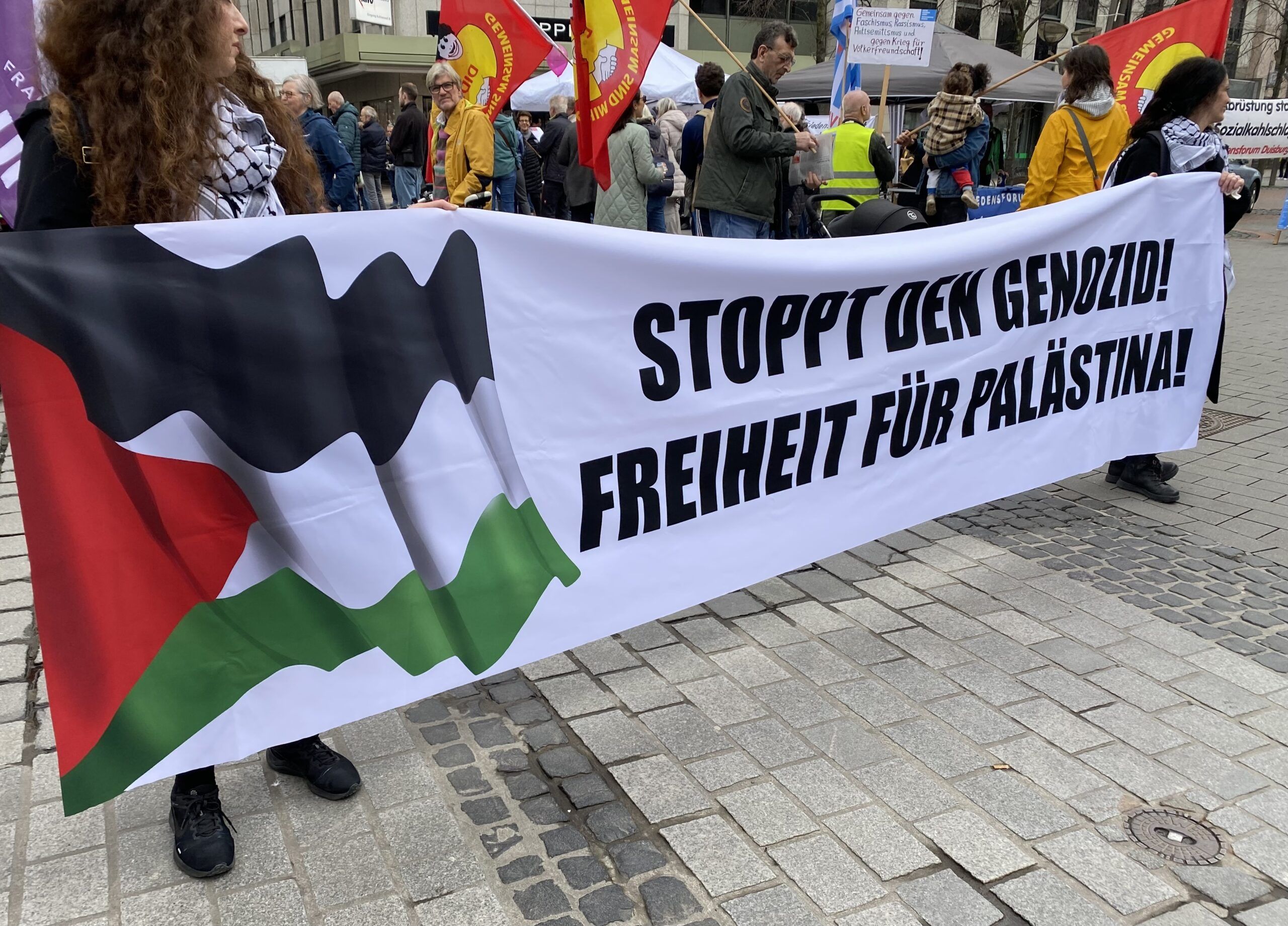Solidarität mit Gizem, Shabnam und Palästina Solidarität Duisburg!
