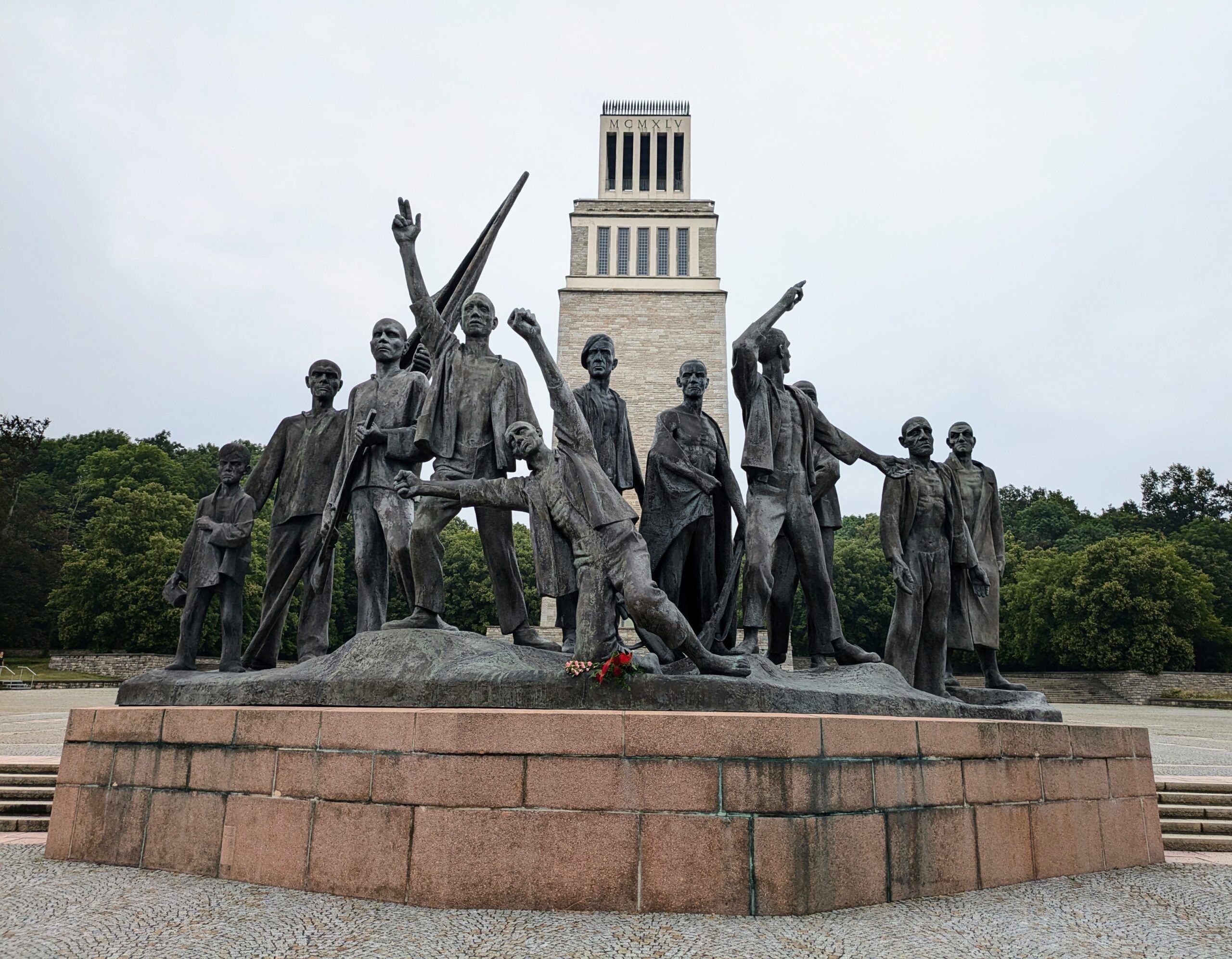 Schikane in der KZ-Gedenkstätte Buchenwald beim Thälmann-Gedenken