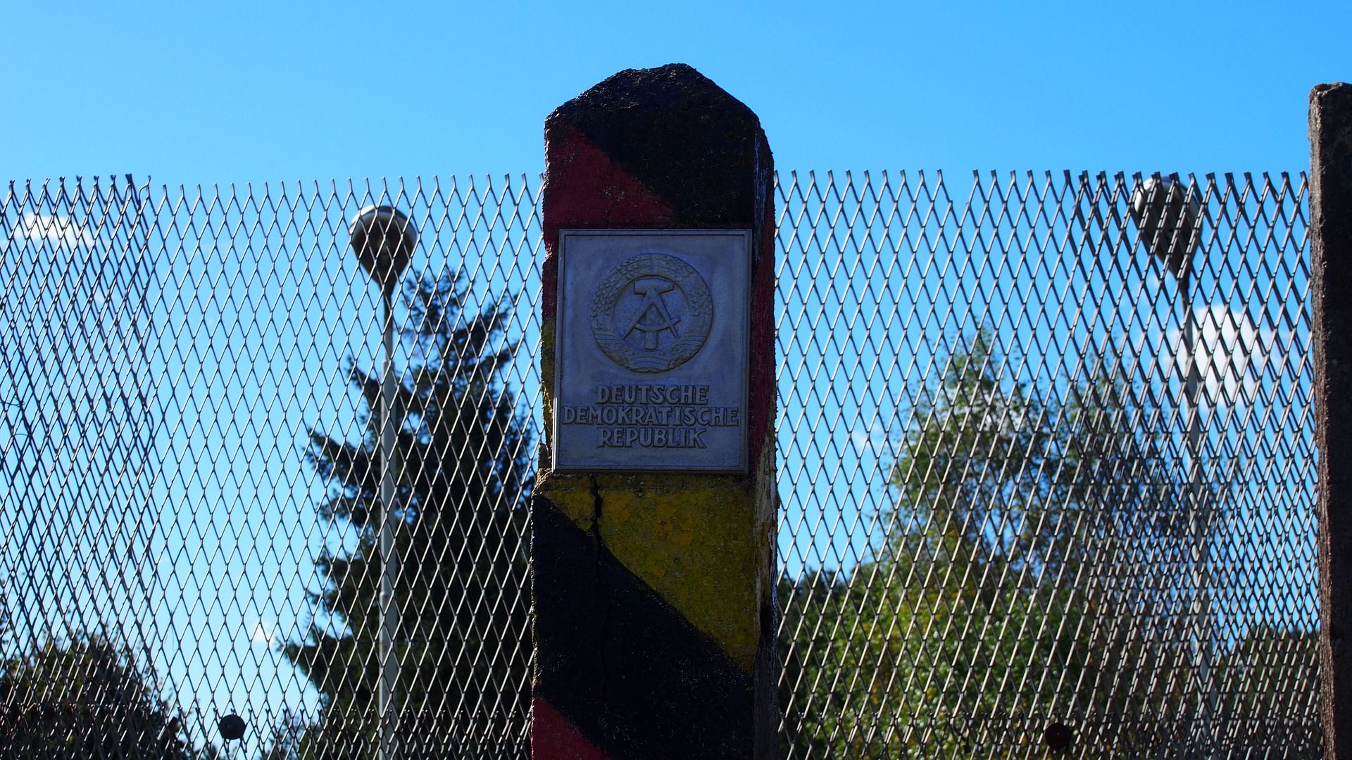 On November 9, the anti-fascist protection rampart fell, fascists from West Germany came over